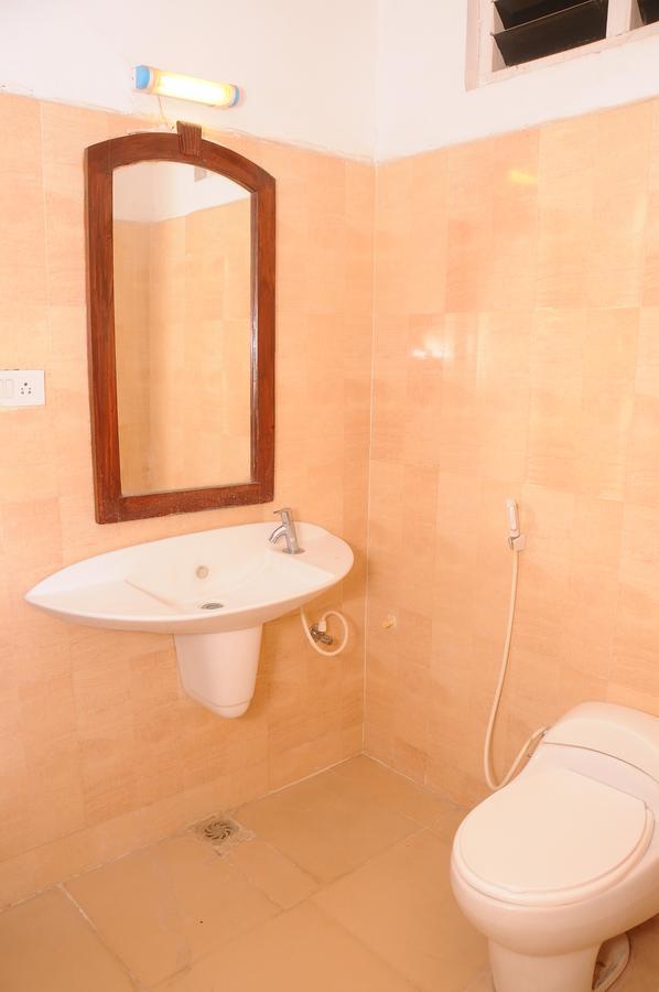 Srs Regency Hotel Anantapur Ngoại thất bức ảnh